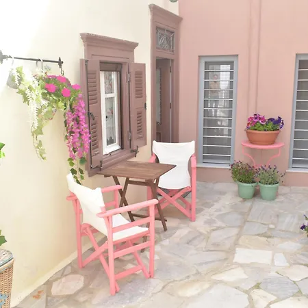 Traditional Wood And Stone Villa Ermoupoli Exterior photo